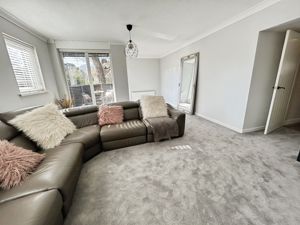 Photo 25- click for photo gallery